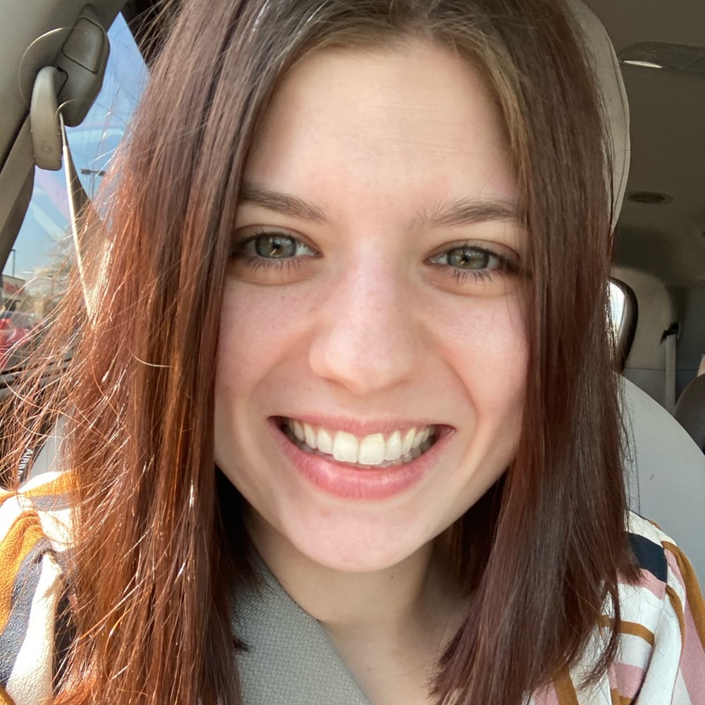 Meet your Posher, Courtney